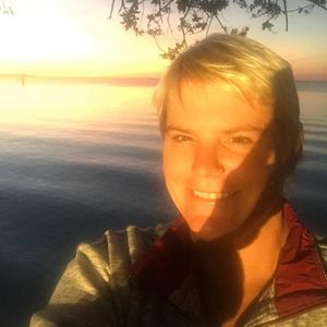 Meet your Posher, Dixie